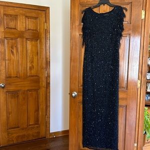 Adrianna Papell Beaded Dress in Midnight Size 16